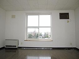 クリスタルハーモニーＮＯ25 202 2階1LDKのリビング/ダイニング