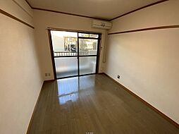 リバティーハイツ 102 1階1Kのリビング/ダイニング