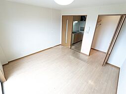 シェロウェンTA2 101 1階1Kのリビング/ダイニング