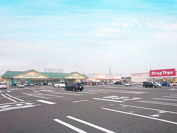 リオンドール様まで約3.9ｋｍ　車で7分 3900m