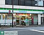 周辺：ファミリーマート四谷四丁目店 徒歩6分。 430m