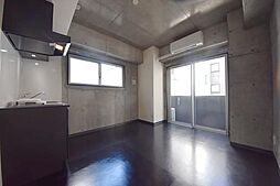 ＶＡＩＮＱＵＥＵＲ　ｉｗａｍｏｔｏｃｈｏ 4階ワンルームのリビング/ダイニング