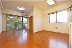 ジョイヒルズ南平台 402 4階1LDKのリビング/ダイニング