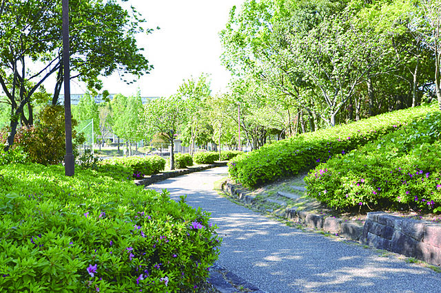 公園「戸笠公園まで1000ｍ」