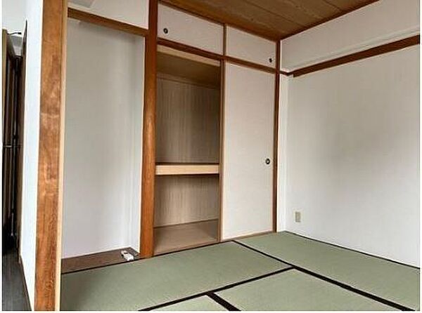 和室は客間としてゆっくりくつろげるスペースとしても使えます。