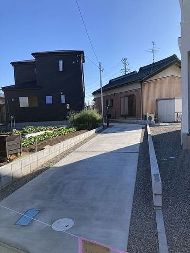 前面道路含む現地写真