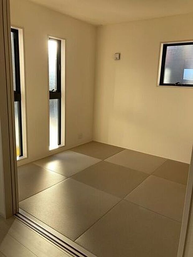 和室は客間としてゆっくりくつろげるスペースとしても使えます。