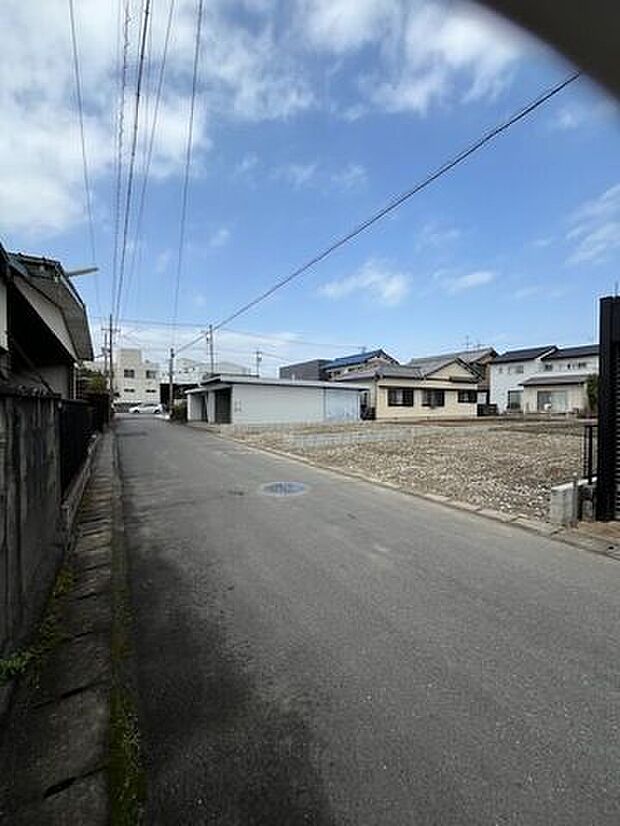 前面道路含む現地写真
