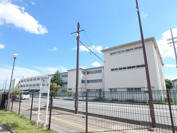 画像16:松阪市立幸小学校（501m）
