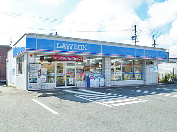画像16:ローソン 松阪石津町店（344m）