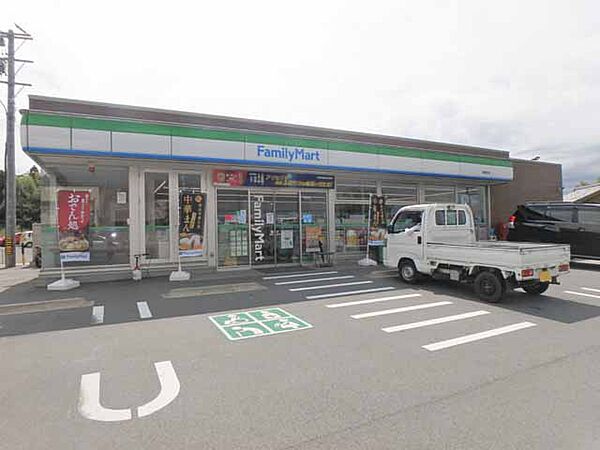 画像18:ファミリーマート 明和町店（1496m）