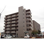 三島駅より徒歩17分 築30年8ヶ月 7階建の賃貸物件