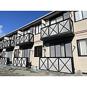 御殿場駅より徒歩19分 築27年7ヶ月 2階建の賃貸物件