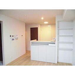 エヴァーグリーン光林 103 1階2LDKのリビング/ダイニング