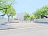 周辺：横浜市立鳥が丘小学校　約1100ｍ　正門周辺には歩道も整備されており通学も安心です。