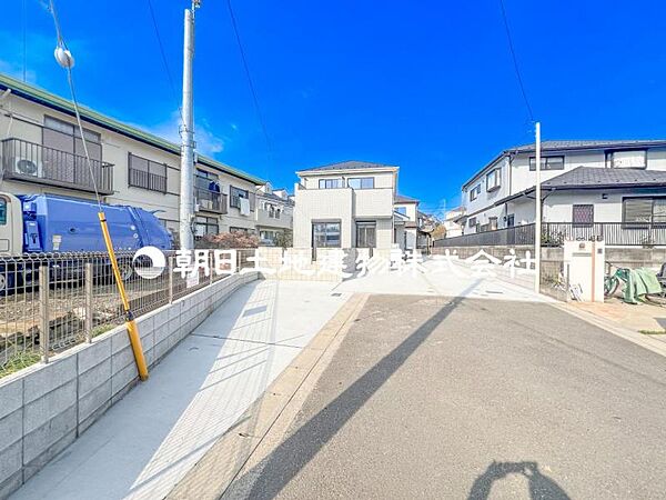 【外観】長く愛着持って住んで頂く為に飽きないシンプルな外観！外壁には耐久性・防汚性優れたサイディング