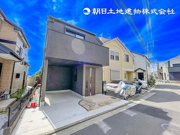 【外観】低層の一戸建を中心とした街並が続き周辺は陽当り良好！採光や開放性に恵まれた住環境となります！