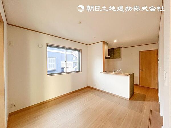 【リビング】みんながいるLDKを感じると広い家にして良かった！と思うことでしょう。
