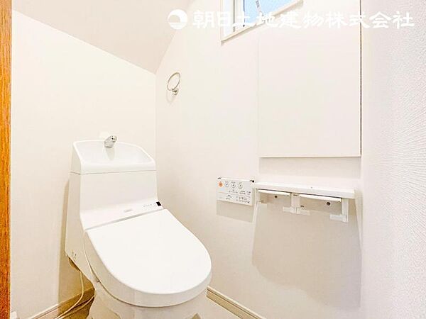 【トイレ】便器は節水、ウォシュレットはお掃除ラクラクおすすめ。