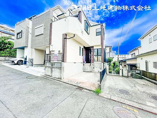 【外観】閑静な住宅地で子育て世帯の方はきっと喜んで頂ける環境