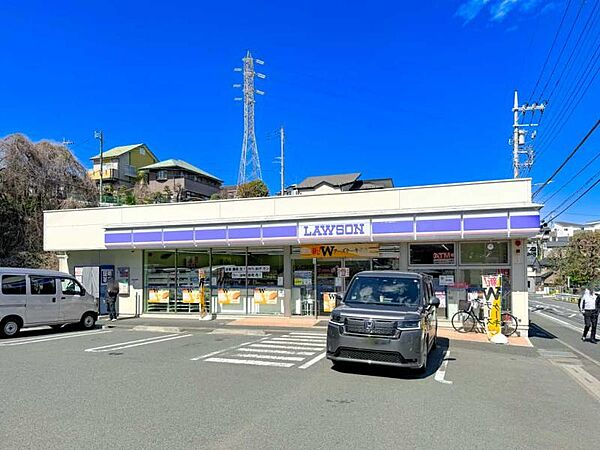 ローソン戸塚工業団地前店　約600ｍ