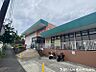 周辺：ユーコープ上郷店　約350ｍ　営業時間は9：00～20：00　お惣菜や冷凍食品、お魚も充実しているスーパーです