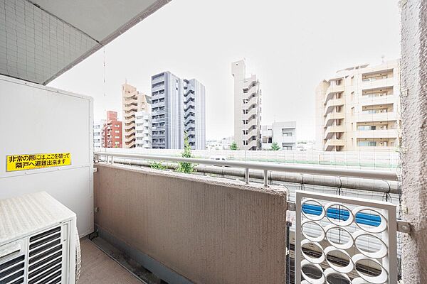 バルコニーを拡大表示
