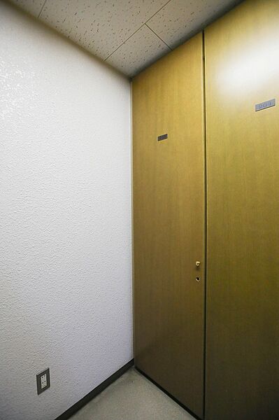 各戸専用の収納であるエクストラボックスがございます。