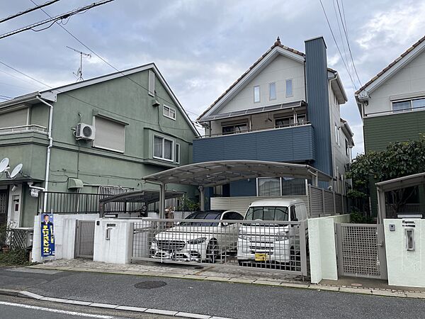 南東側から撮影