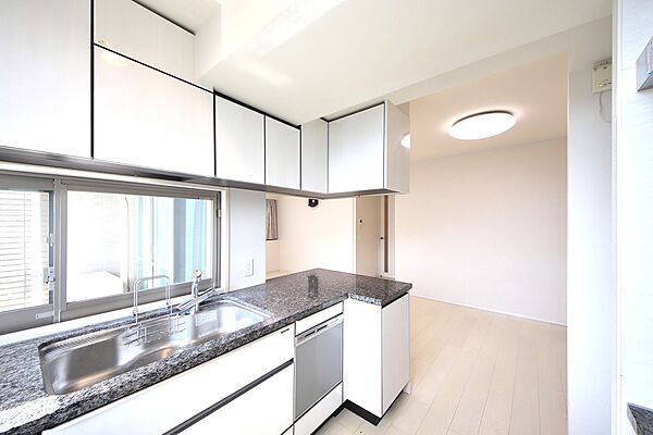 apartment 東京都狛江市岩戸北３丁目
地図を見る