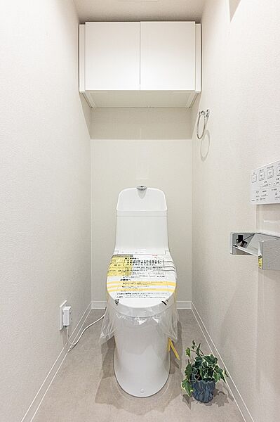 温水洗浄便座のトイレ