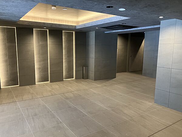 エントランスホール