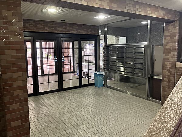 エントランスホール