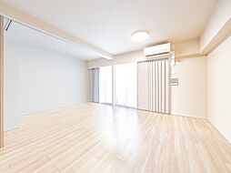 リビオシティ南砂町ステーションサイト 3LDKのリビング/ダイニング