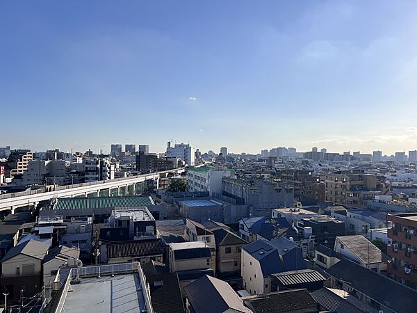 南側バルコニーからの眺望（眺望は永続的に保証されるものではありません）