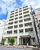 外観：優美さを映し出す白を基調とした洗練された外観
