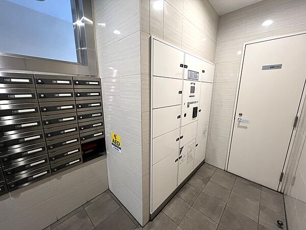 不在時にも荷物の受取に便利な宅配ボックス