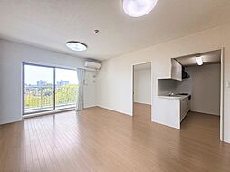 ヴィー・クオレタワー白鳥庭園 2LDKのリビング/ダイニング