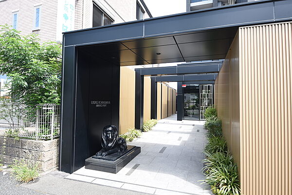エントランスを拡大表示