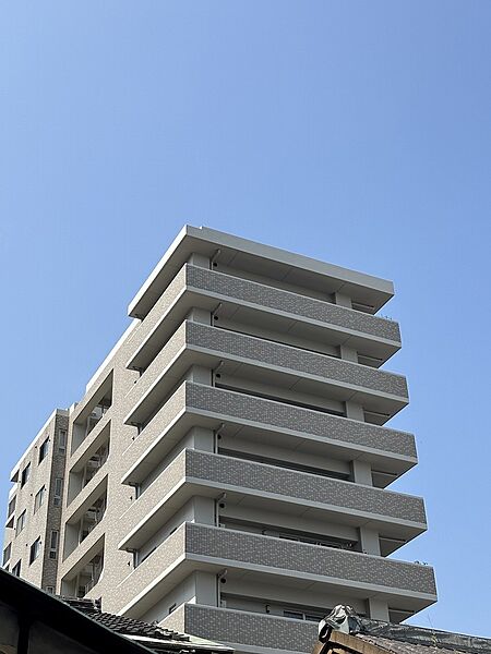現地北側からみた外観です。