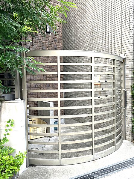 1階にあるゴミ置き場です。