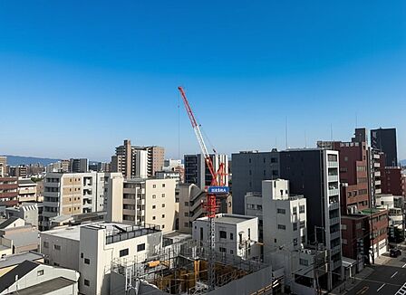 バルコニーから南東側の眺望です。