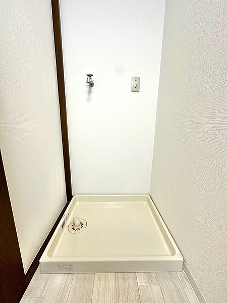 防水パン　大きめの洗濯機もおけるサイズです。