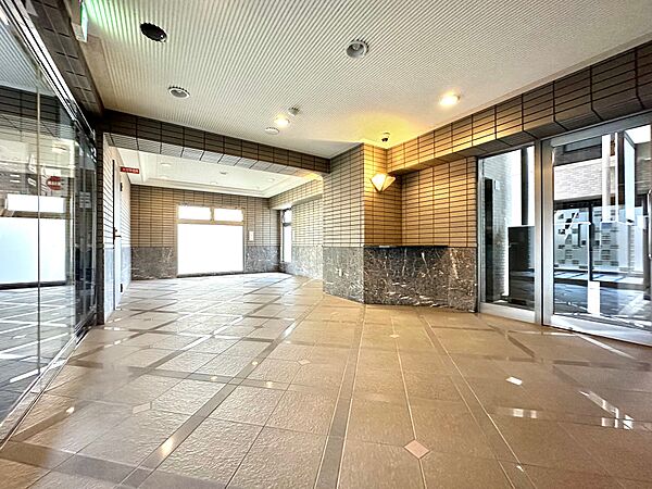 メインロビー　ロビーはマンション3階に位置します。
