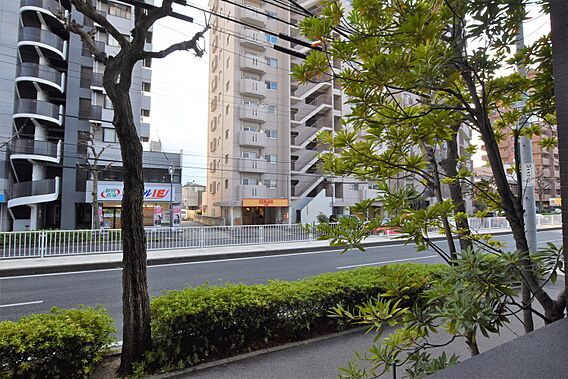 南西側バルコニ...