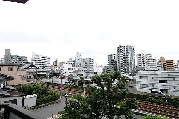 南東向きバルコニーからの眺望