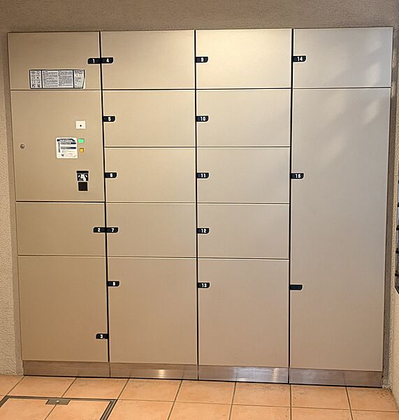 不在時の荷物受取に便利な宅配ボックス