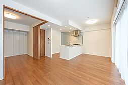 セルアージュ金沢八景イストワール 3LDKのリビング/ダイニング