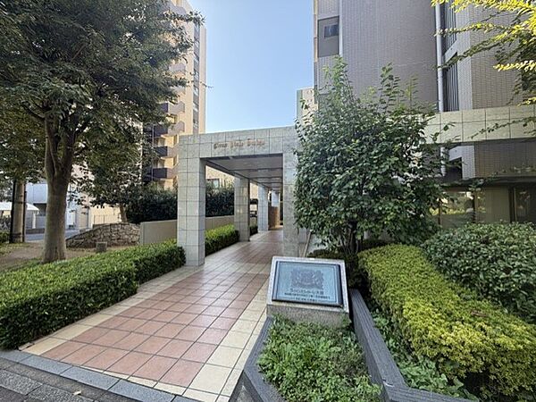 エントランスアプローチ