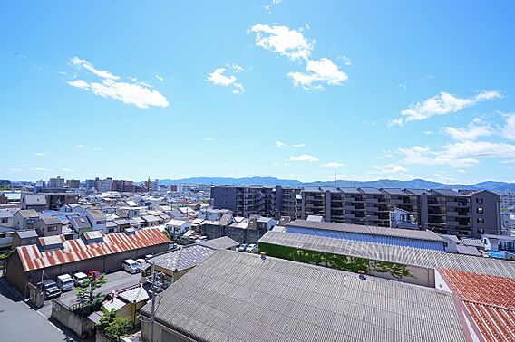バルコニーから...